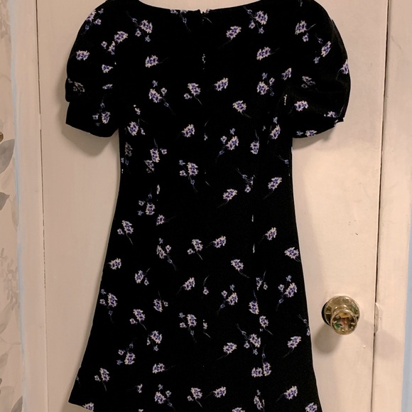 Club Monaco black Lenoria puff sleeve dress - Picture 3 of 4